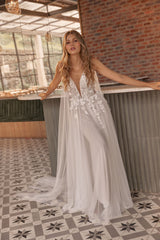 Long dress, off white, Front and back neckline Ref. AURORA